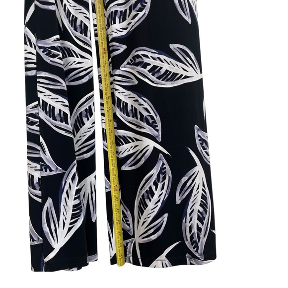 DKNY printed leaf sleeveless jumpsuit romper zip stretch summer women’s 8 medium - Picture 9 of 16